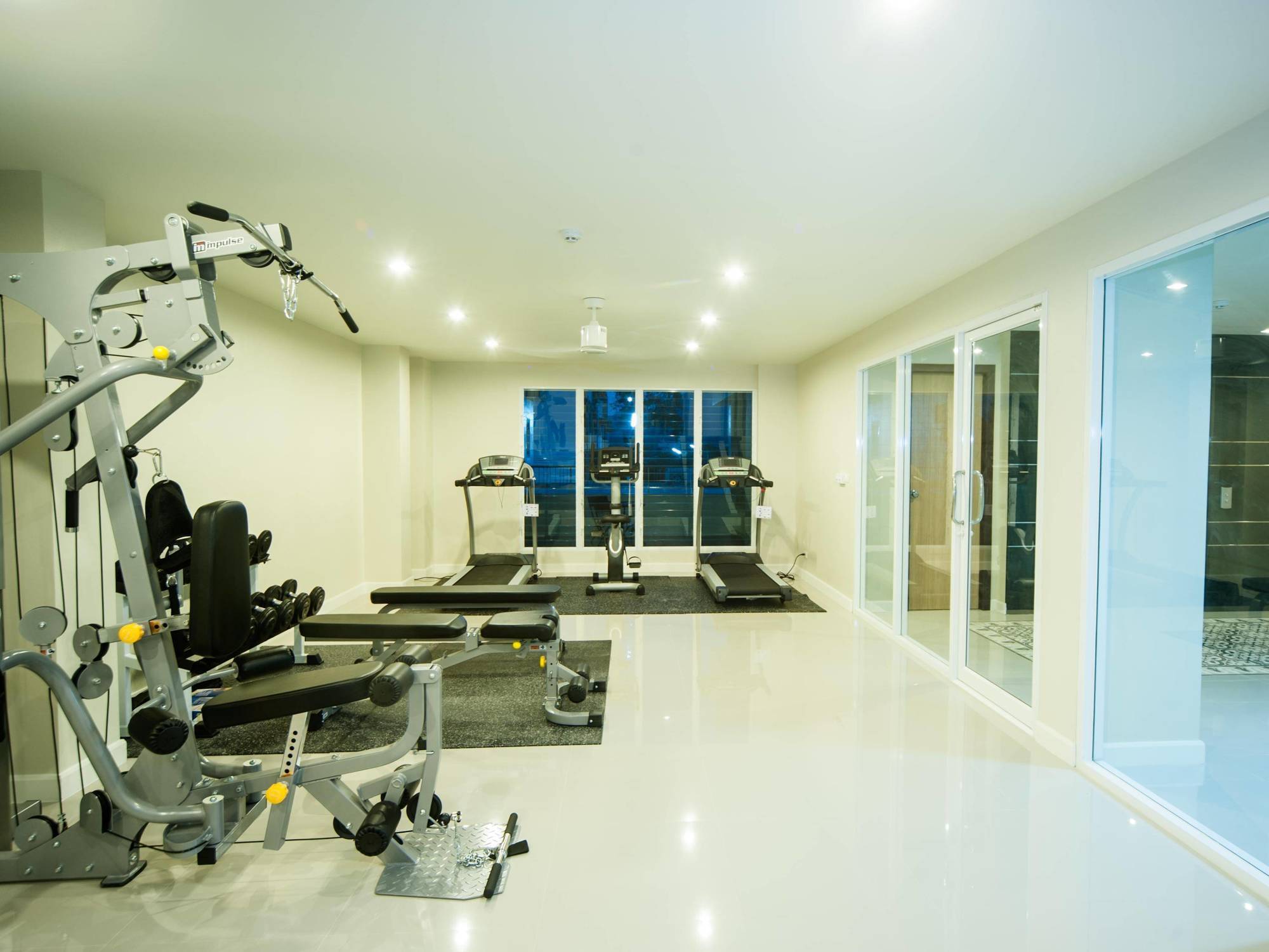 Apartahotel Ratana Rassada, Town- Sha Extra